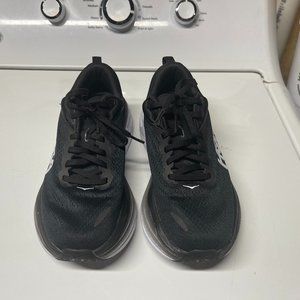Hoka Bondi 8